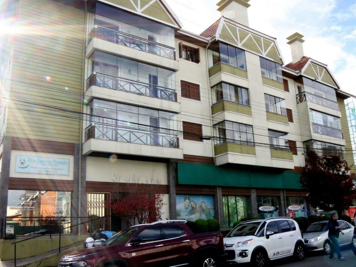 Charmoso Apartamento No Centro De Gramado Apartman Kültér fotó